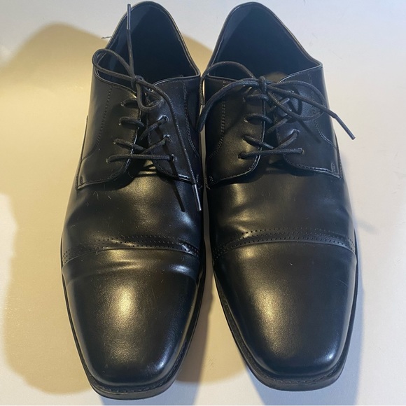 Unlisted men’s shoes, vegan leather GUC SZ 12 condition as shown in pic - Picture 2 of 11